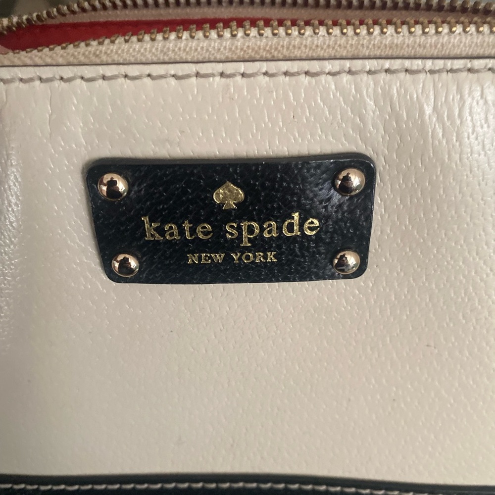Kate Spade Black and White Crossbody - Picture 4 of 11